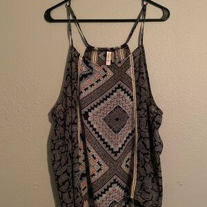 Xhilaration Black and Gray Patterned Women's Blouse